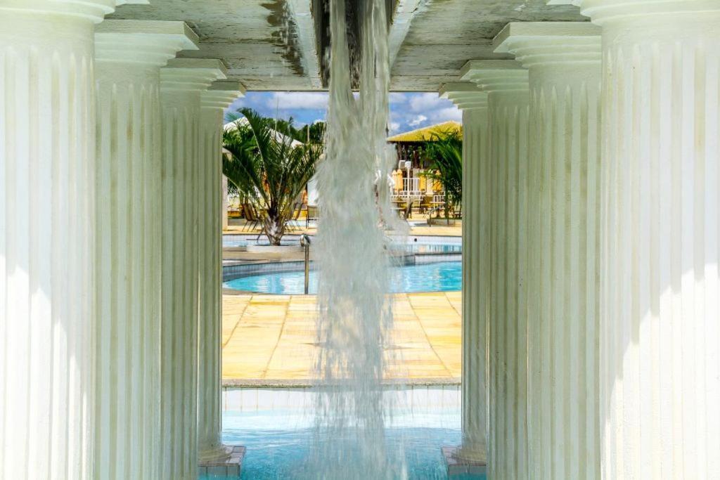 Thermas Lacqua Diroma Com Piscina De Ondas Gratis 24Horas Caldas Novas Exterior photo
